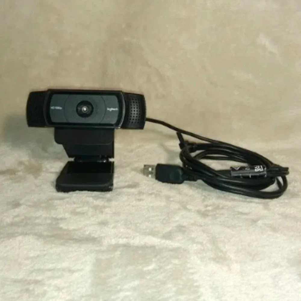 Logitech Webcam HD 1080P Fits all Computers or Laptops